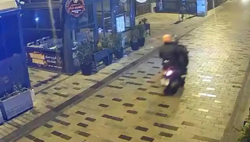 Gece Kulübü Haraç Saldırısıyla Gündemde: Torpil ve Silahla Kaos!