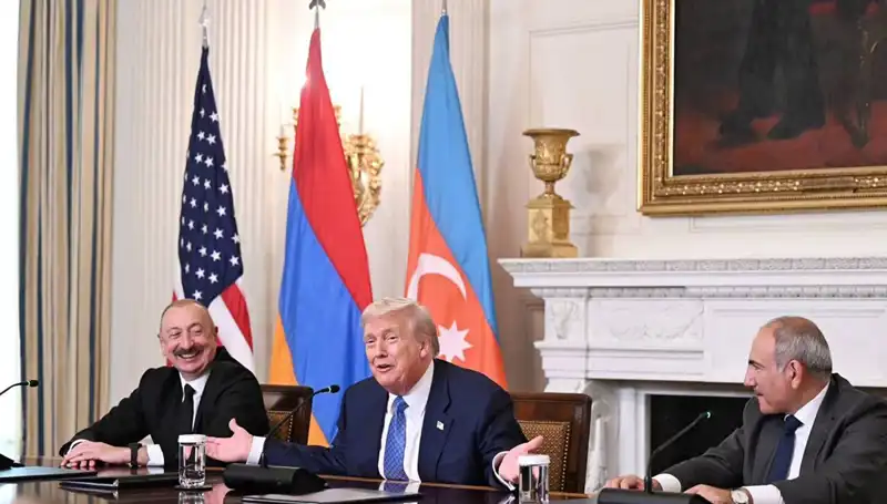 Aliyev’den Ermenistan’a Tüm Dünyaya Duyurulan Anayasa Çağrısı