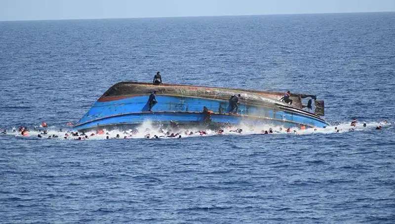 Filipinler'de Gemide Trajedi: 4 Ölü, 7 Kayıp