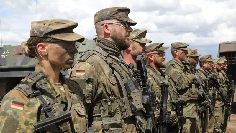 Almanya, Rusya Sınırına Asker Göndererek Tansiyonu Artırıyor