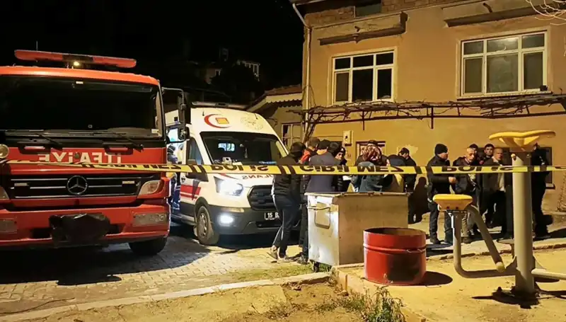 Yıldırım düşmesi sonucu yaşlı adamın yanmış bedeni bulundu