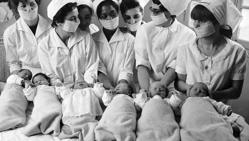 70 Yıl Sonra Tesadüfi Kardeşlik: Hastanede Karışmanın Şaşırtıcı Hikayesi