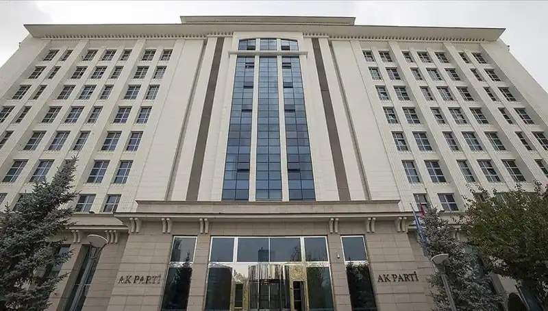 AK Parti'den Yeni Anayasa Komisyonu Toplantısı: Ne Bekleniyor?