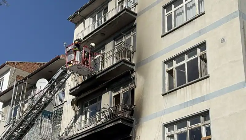 Konya’da Korkunç Yangın: İki Çocuk Acılı Aileyi Yıkıyor