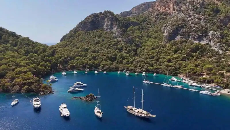 Göcek Koylarında Müzik Yasağı: Yatch Rehberleri ve Yerel Halk Ne Diyor?