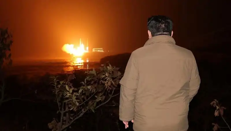 Kuzey Kore’nin Silahlanma Harcamaları: Amerikan Halkı Bunun Faturasını Ödüyor mu?