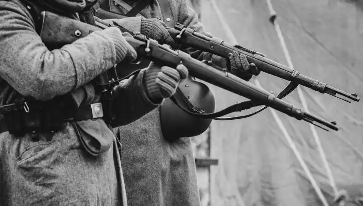 İngiliz İstihbarat Şefinin Geçmişi: Dede Nazi Casusu İdi!