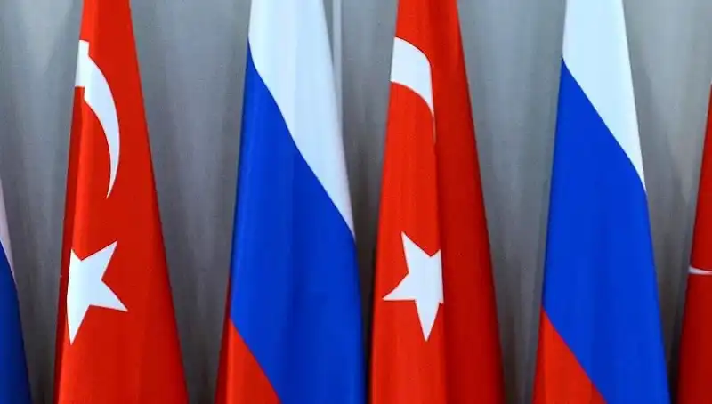 Diplomatik İlişkilerin 105. Yıldönümünde: Rusya ve Türkiye'nin Denge Arayışı