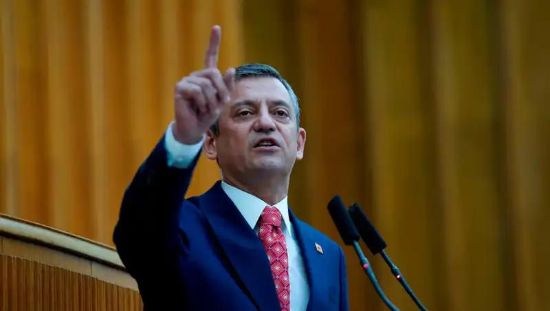 Ekrem İmamoğlu Gözaltına Alındı! CHP Olağanüstü Toplantı Yapıyor