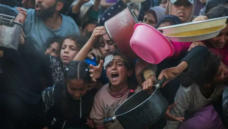Gazze'de Akıl Almaz Açlık Krizi: Un Stokları Tükenmek Üzere!